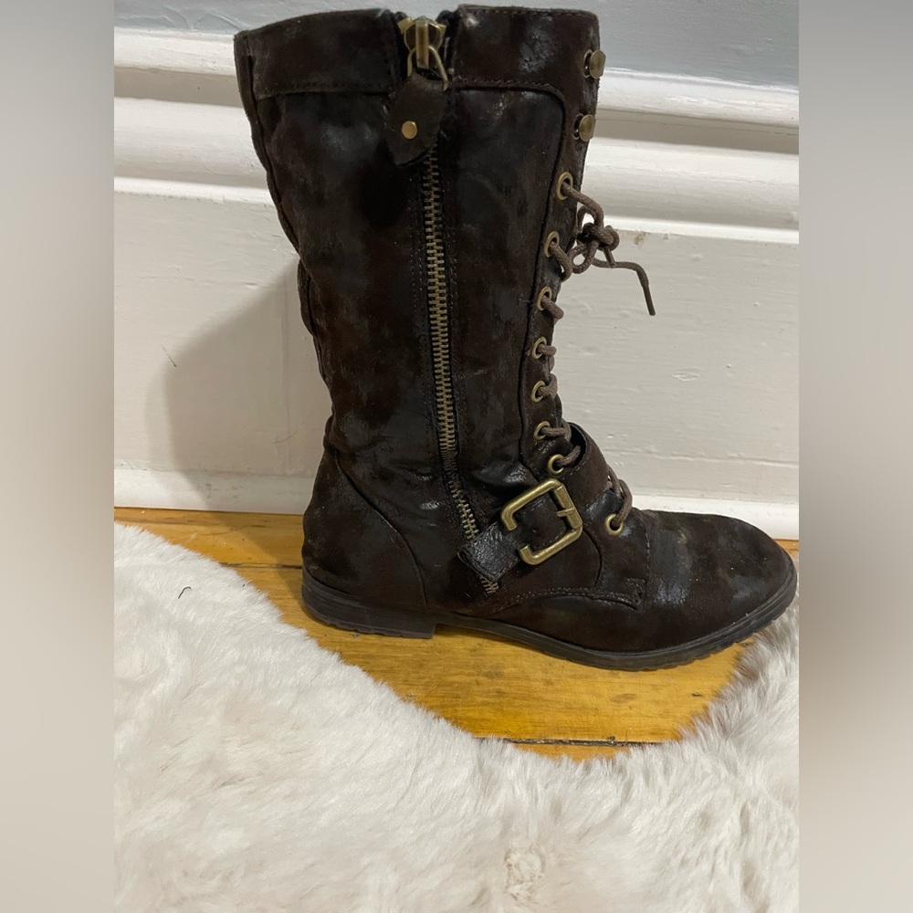BEAR TRAPS Faux Suede Zipper Boots
